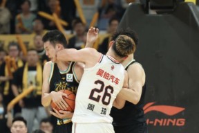 易游体育-河南男篮客场告捷，坚定信心冲击季后赛的简单介绍