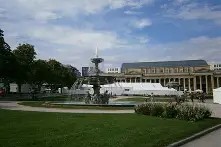 米乐体育-包含斯图加特客场告捷，抢下关键晋级八强之门的词条